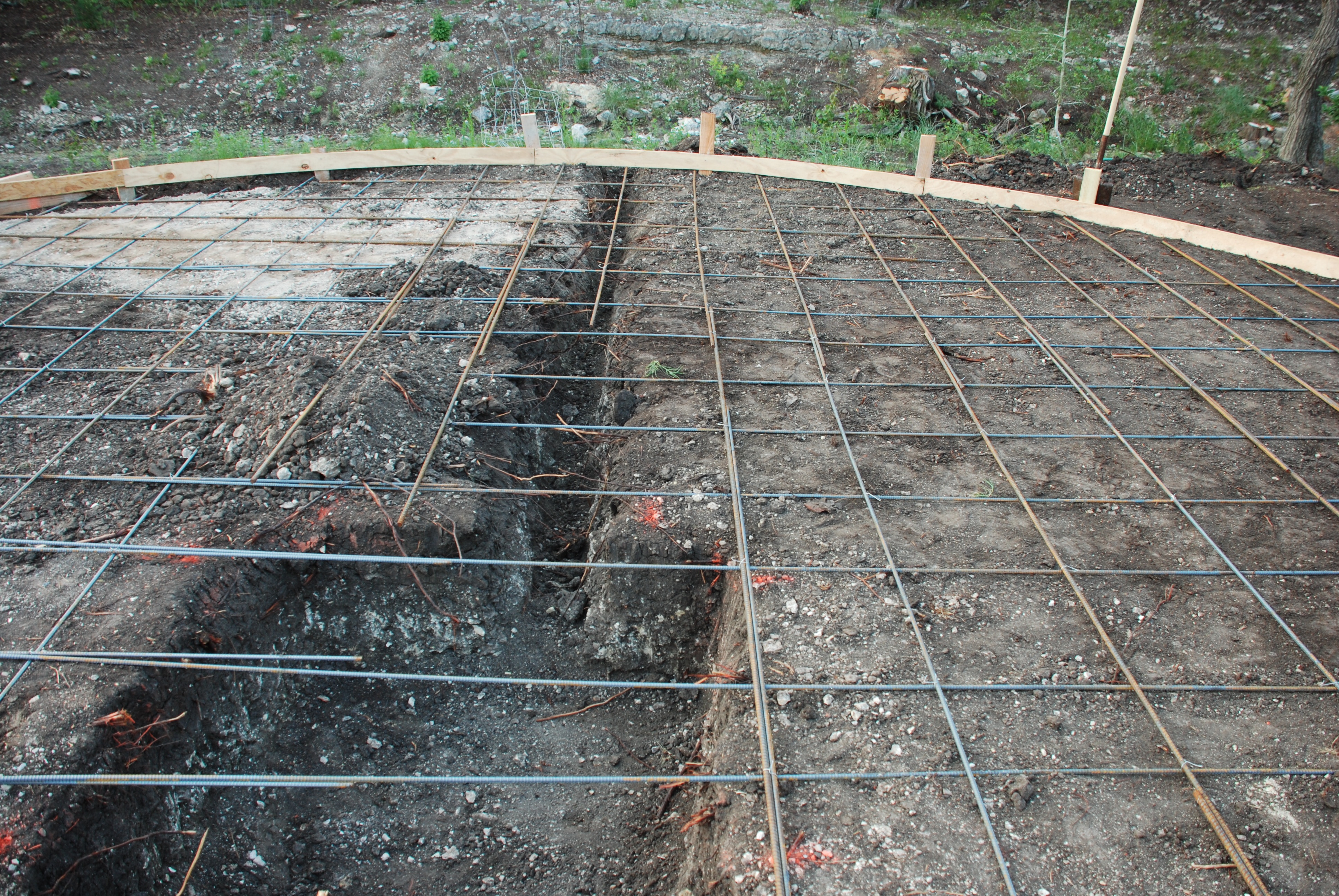 2010-05-29-06 Firepit Construction.jpg